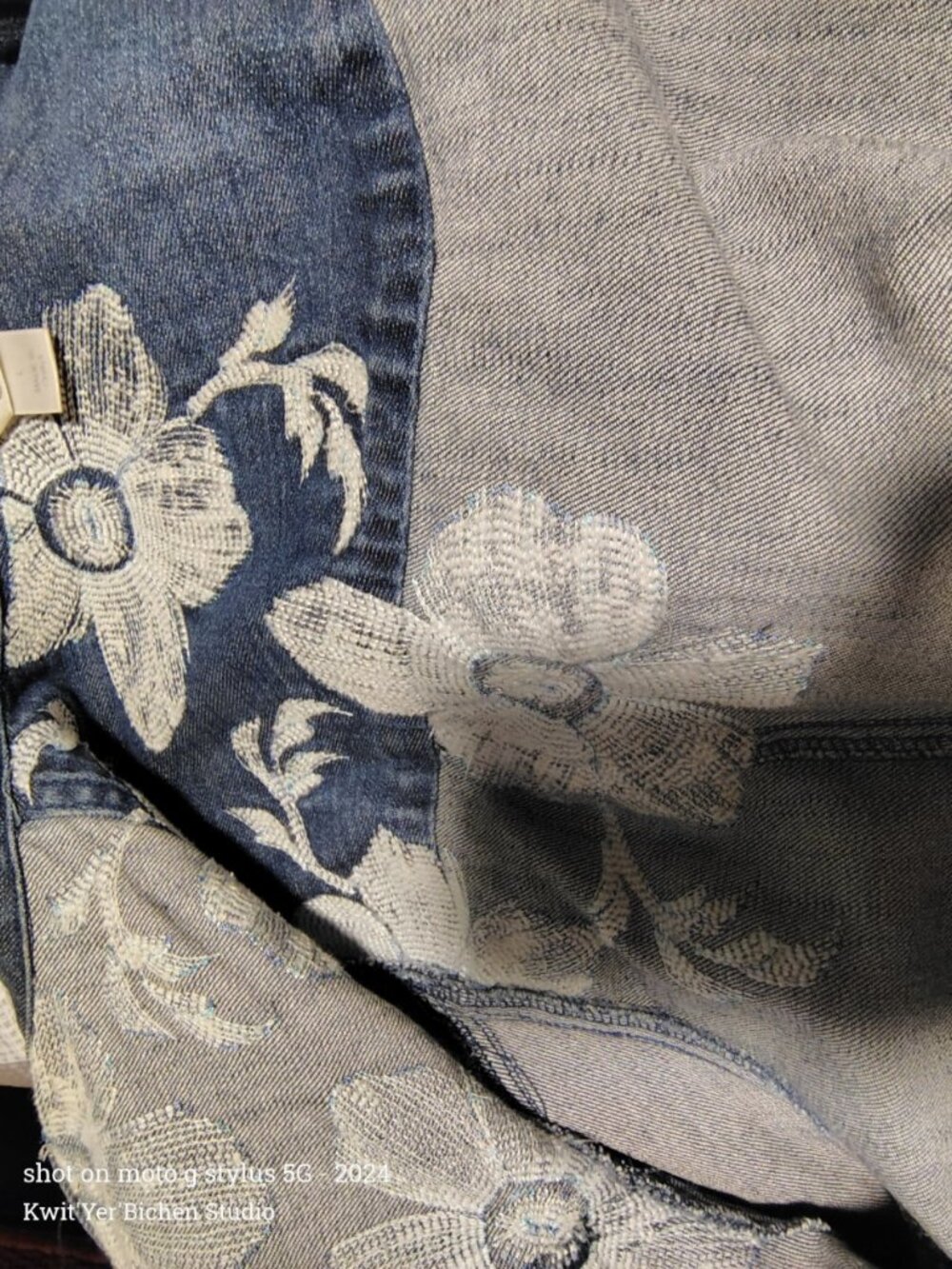 Christopher Banks Embroidered Jean Jacket LG - Picture 4 of 6
